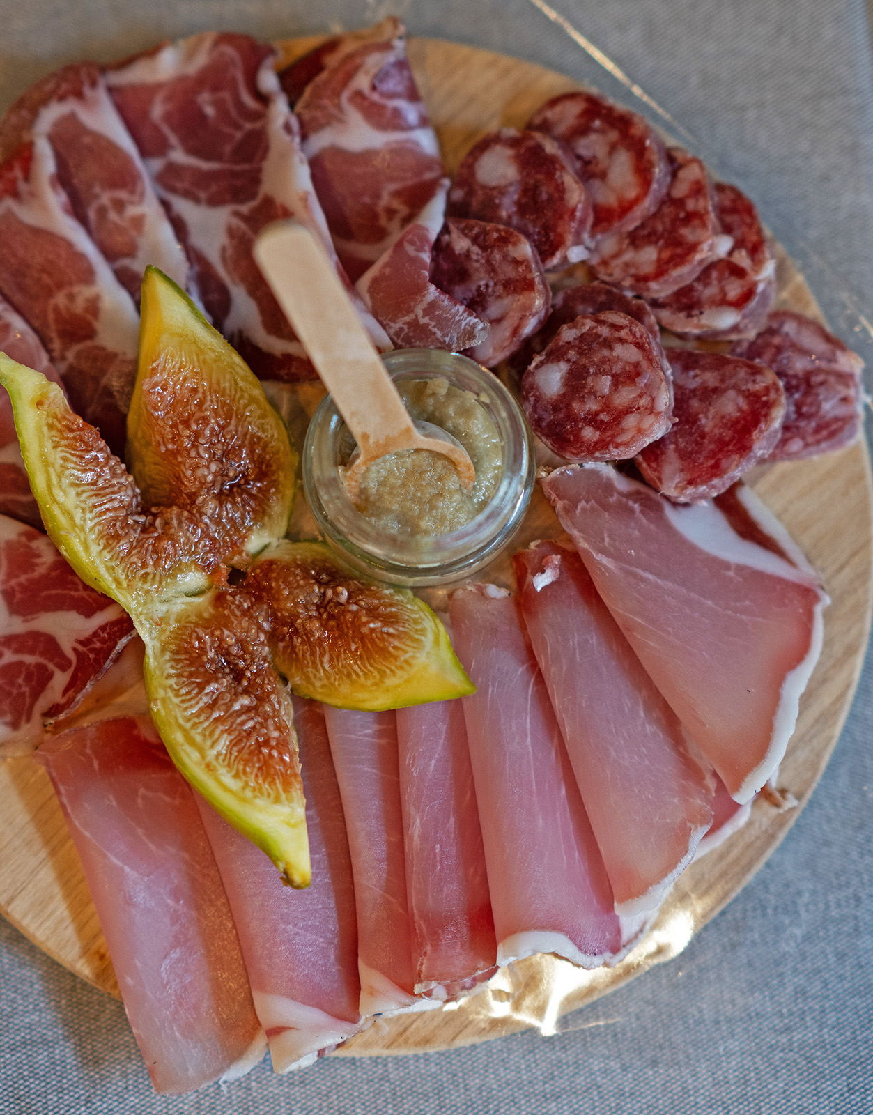 TAGLIERE “MONTECALVO”